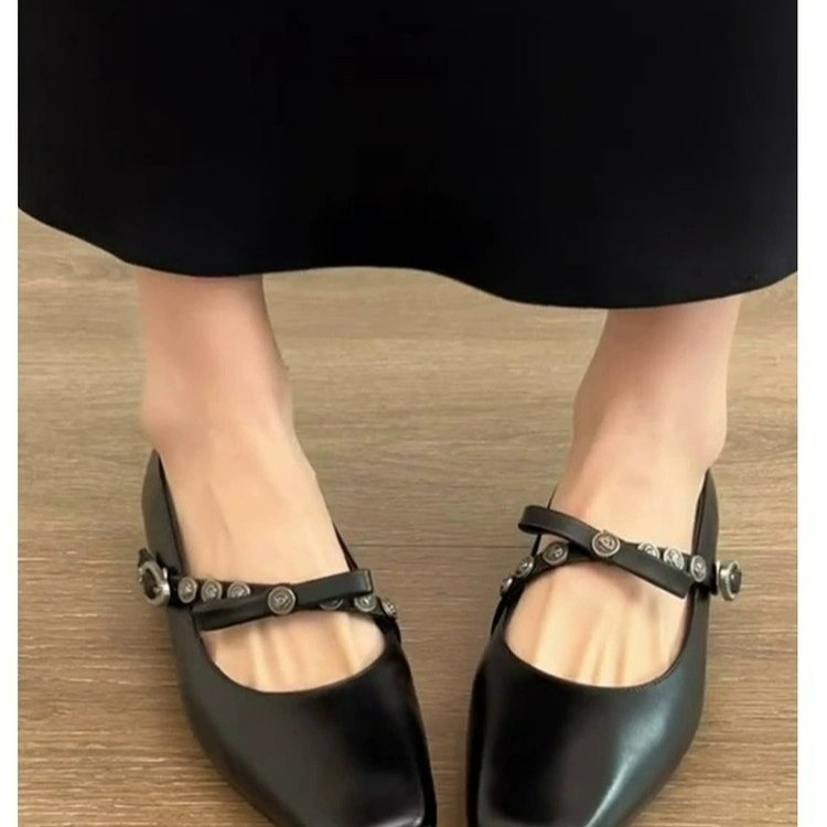 Women'S Fashion Spring Summer 2026 - Fransız tarzı fiyonklu kare burunlu kalın