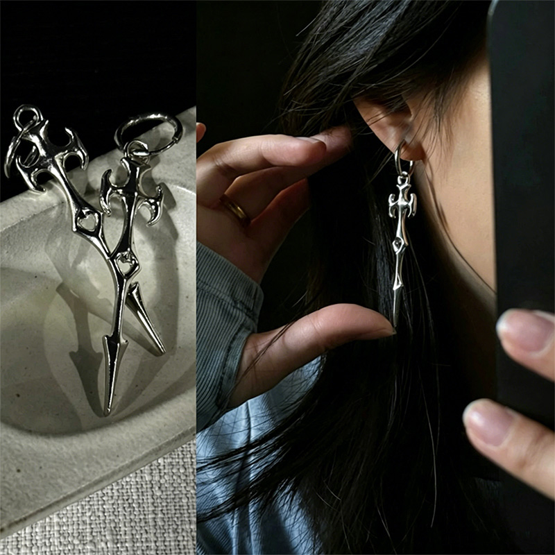 Edgy çapraz kılıç halka küpele - Women'S Fashion Edgy incelemesi ve fiyatı